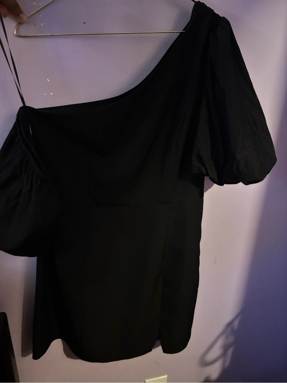 One-Shoulder Black Dress — Elegant Evening Silhouette